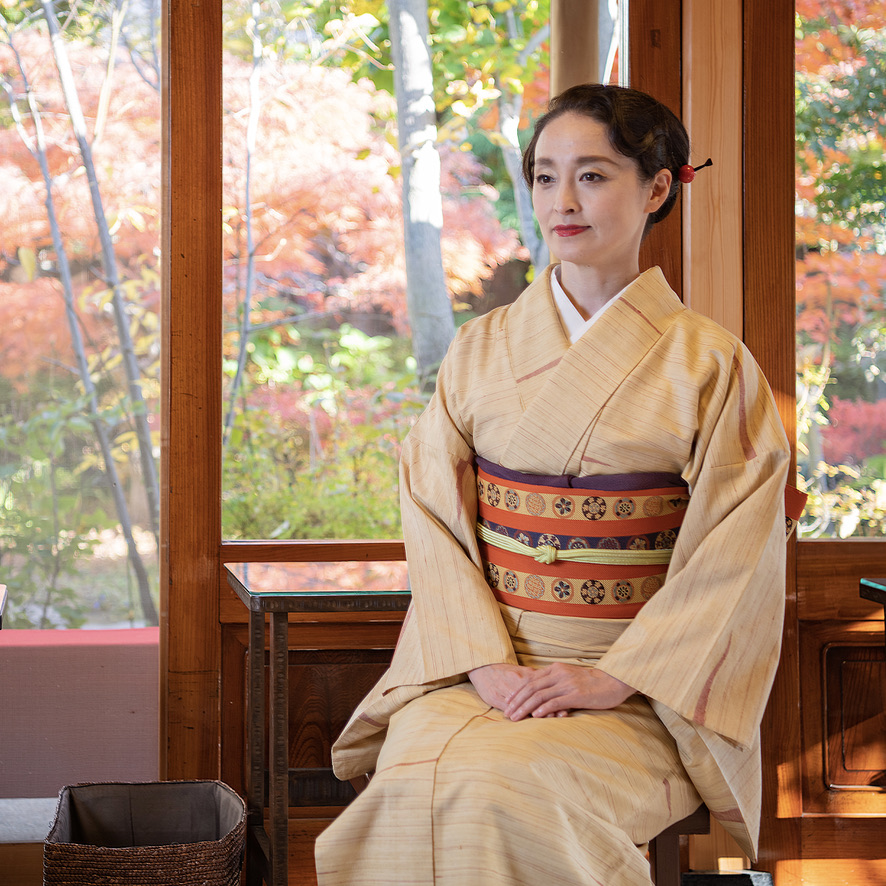 月影瞳様の上田紬姿！！ | 趣味のきもの ゆたかや｜長野県上田市にある